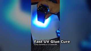 এই টর্চলাইটে UV আঠালোর নিরাময় প্রভাব কী?